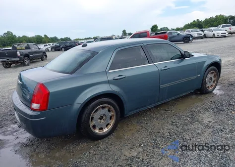 2005 Chrysler 300 Touring from USA, damaged, VIN 2C3JA53G85H594576